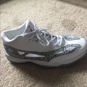 Jordan 11 Retro Low IE Cobalt